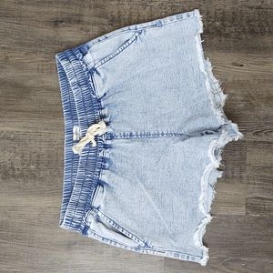 LOVE FIRE Denim shorts - LIKE NEW - Size XS